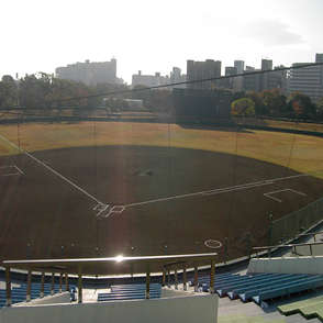 正式名称は兵庫県立明石公園第一野球場